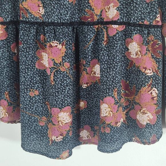 Knox Rose Gray and Pink Floral Print Peasant Blouse Size Medium Boho Floral Top - Picture 3 of 11